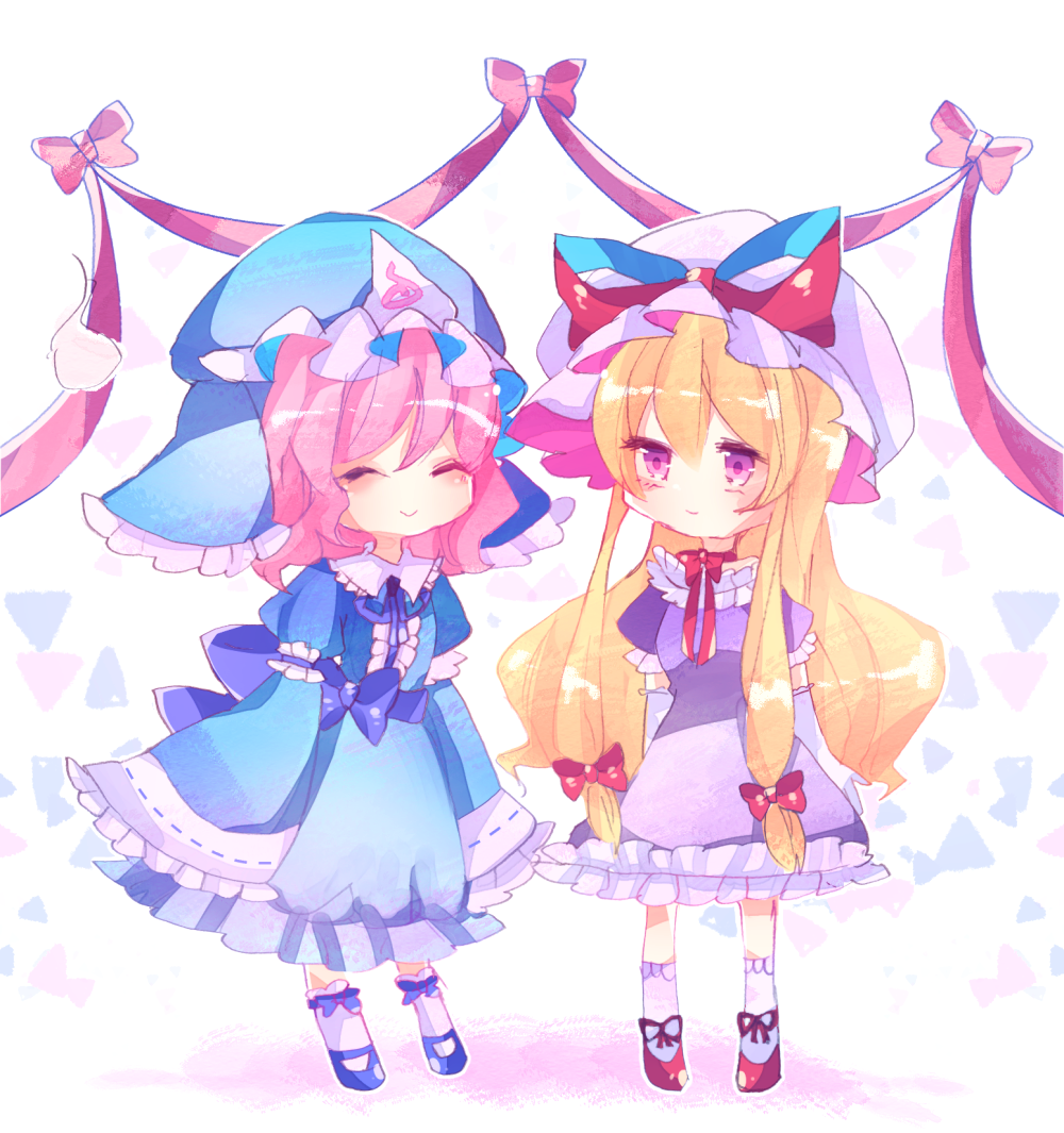 2girls, arms_at_sides, bangs, blonde_hair, blue_kimono, blue_shoes, bow, chibi