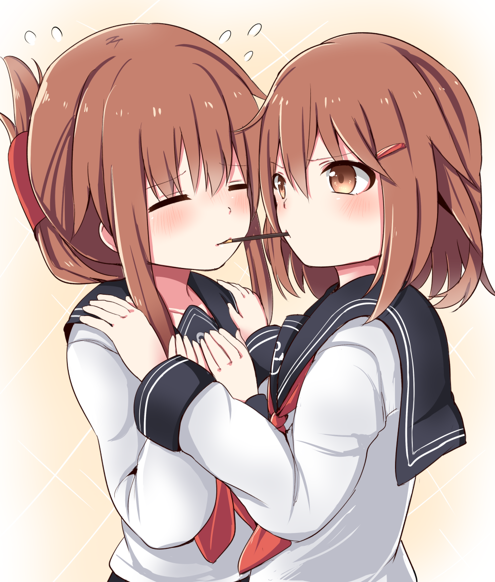 2girls, anchor_symbol, blush, brown_eyes, brown_hair, closed_eyes, eyebrows_visible_through_hair, flying_sweatdrops, folded_ponytail, food, food_in_mouth, hair_between_eyes, hair_ornament, hairclip, hands_on_another's_shoulders, hands_on_own_chest, ikazuchi_(kantai_collection), inazuma_(kantai_collection), kantai_collection, long_sleeves, mouth_hold, multiple_girls, neckerchief, pocky, pocky_kiss, raised_eyebrows, red_neckerchief, school_uniform, serafuku, shared_food, shirt, short_hair, short_hair_with_long_locks, sidelocks, simple_background, tareme, tonari_(ichinichime_azuma), upper_body, white_shirt, yellow_background, yuri