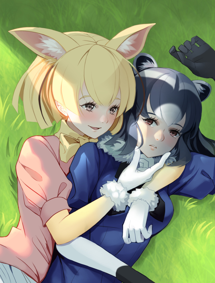 2girls, animal_ears, black_hair, blonde_hair, blush, breasts, ccd, common_raccoon_(kemono_friends), fennec_(kemono_friends), fox_ears, gloves, highres, kemono_friends, large_breasts, looking_at_another, lying, multicolored_hair, multiple_girls, on_side, parted_lips, raccoon_ears, short_hair, smile, white_gloves, white_hair, yuri