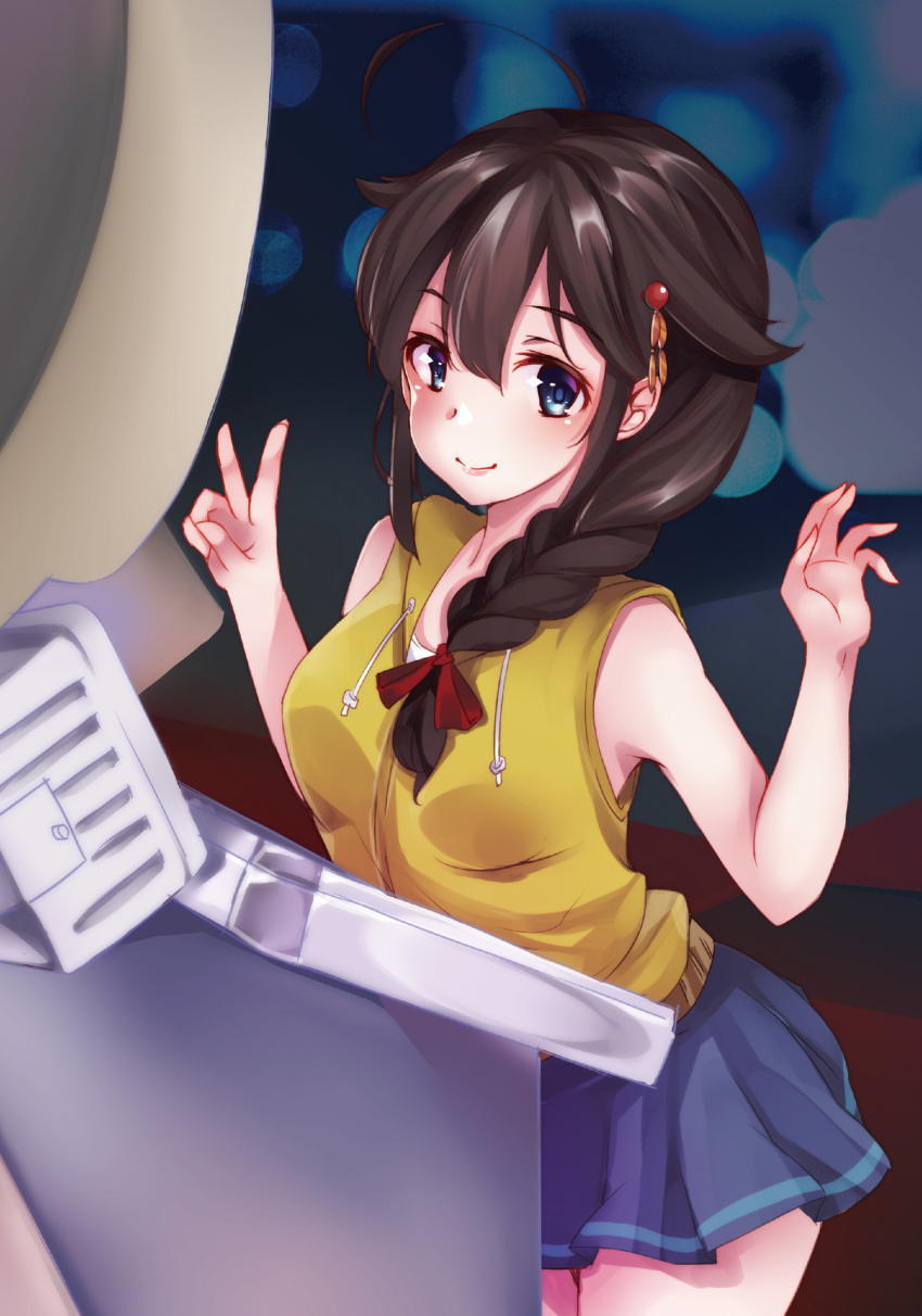 1girl, ahoge, alternate_costume, arcade_cabinet, armpits, black_hair, blue_eyes, blurry
