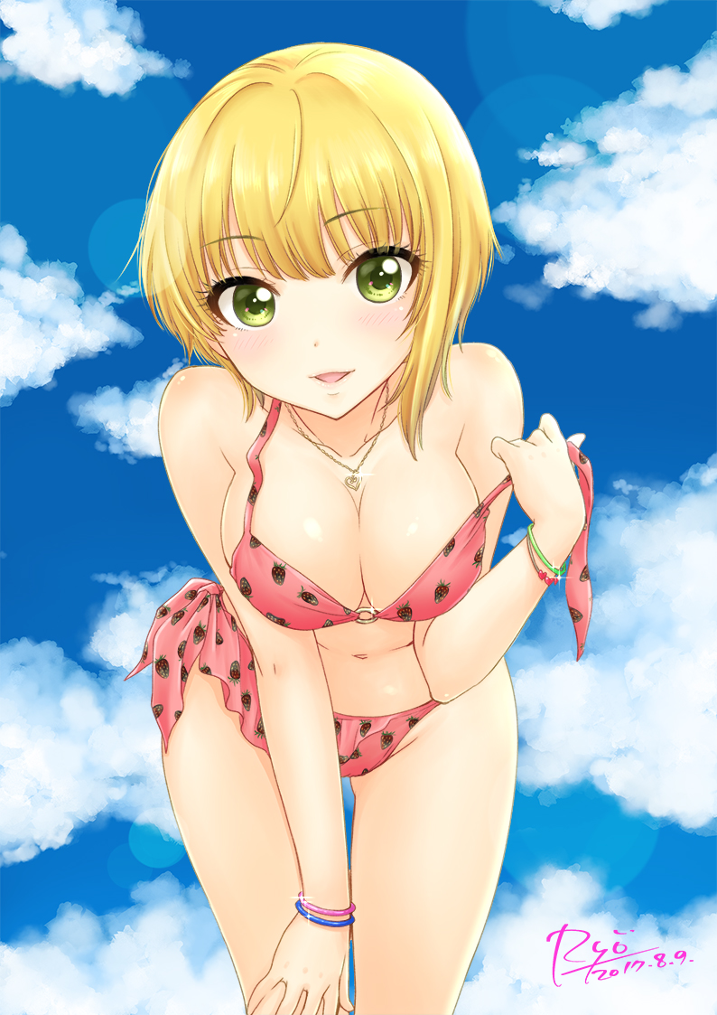 10s, 1girl, bikini, blonde_hair, blush, bracelet, breasts, cleavage, clouds, food_print, gluteal_fold, green_eyes, idolmaster, idolmaster_cinderella_girls, jewelry, large_breasts, leaning_forward, looking_at_viewer, miyamoto_frederica, navel, ozaki_mirai, red_bikini, short_hair, sky, smile, solo, strawberry_print, swimsuit