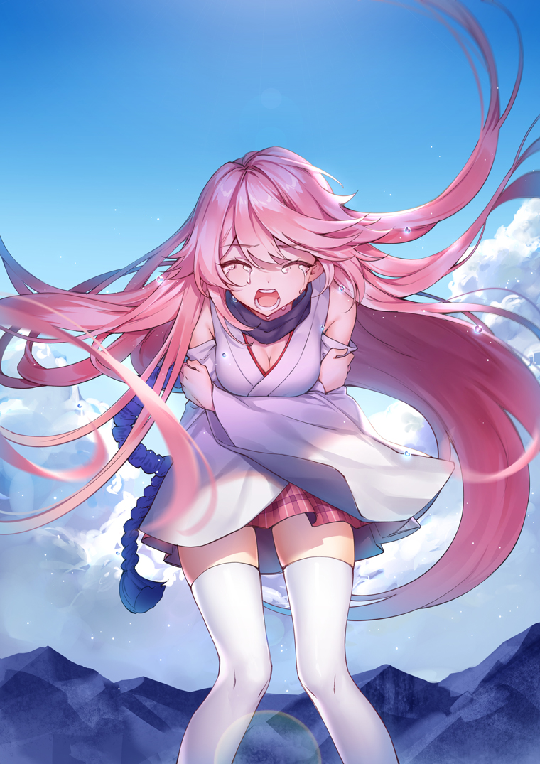 1girl, bangs, benghuai_xueyuan, blue_sky, blurry, breasts, clouds, cloudy_sky