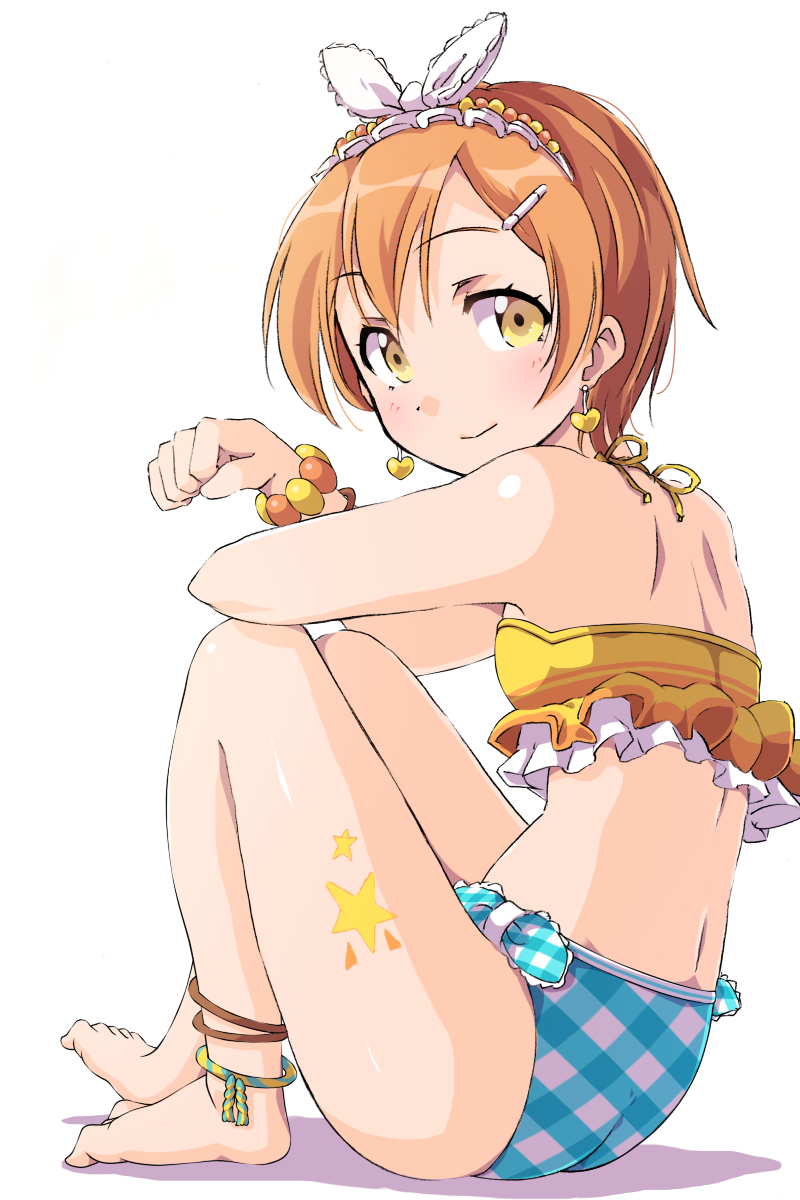 1girl, anklet, asymmetrical_bikini, bare_legs, bare_shoulders, barefoot, bow, bracelet