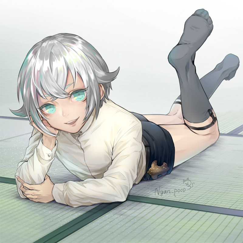 1boy, artist_name, chin_rest, feet, garters, green_eyes, grey_legwear, hotarumaru