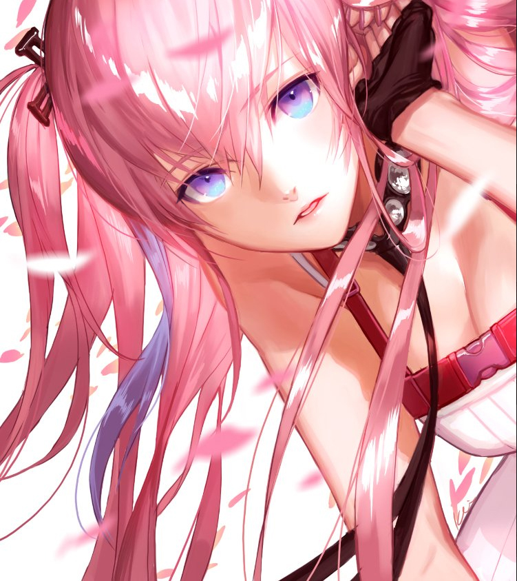1girl, artist_name, black_gloves, blue_eyes, breasts, commentary_request, eyebrows_visible_through_hair, fingerless_gloves