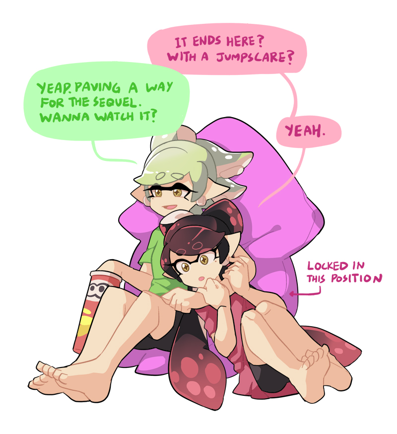 +_+, 2girls, barefoot, bean_bag_chair, black_hair, black_shorts, brown_eyes, callie_(splatoon)