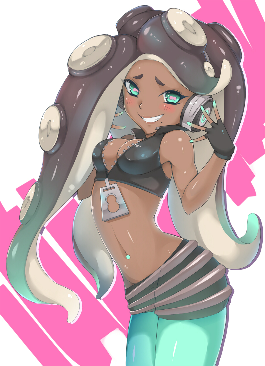 1girl, arched_back, armpit_peek, bare_arms, bare_shoulders, black_gloves, black_vest, blush, breasts, cephalopod_eyes, cleavage, collared_vest, cowboy_shot, crop_top, cropped_vest, dark_skin, female, fingerless_gloves, gloves, gradient_hair, green_eyes, green_skin, grin, groin, hands_up, headphones, high_collar, highres, hips, long_hair, looking_at_viewer, marina_(splatoon), midriff, mokkosu., mole, mole_under_mouth, multicolored, multicolored_hair, multicolored_skin, navel, navel_piercing, octarian, piercing, pink_pupils, purple_hair, shiny, shiny_skin, shorts, smile, solo, splatoon_(series), splatoon_2, standing, stomach, suction_cups, tentacle_hair, unzipped, very_long_hair, vest, zipper, zipper_pull_tab