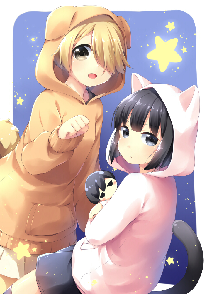 2girls, :o, animal_costume, animal_ears, black_eyes, black_hair, blonde_hair, cat_costume
