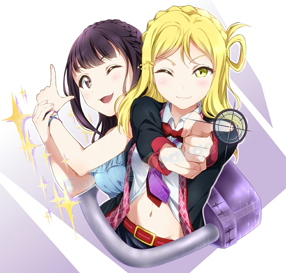 >:), 2girls, ;d, bangs, belt, black_hair, blonde_hair, bow