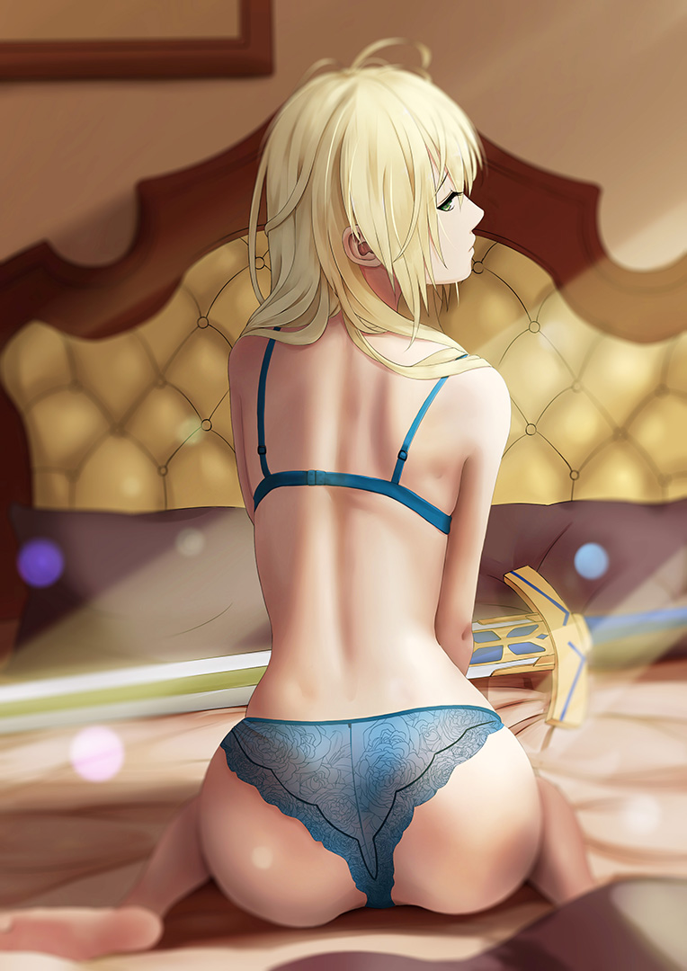 1girl, ahoge, alternate_hairstyle, artoria_pendragon_(all), ass, bare_shoulders, bed, bed_sheet