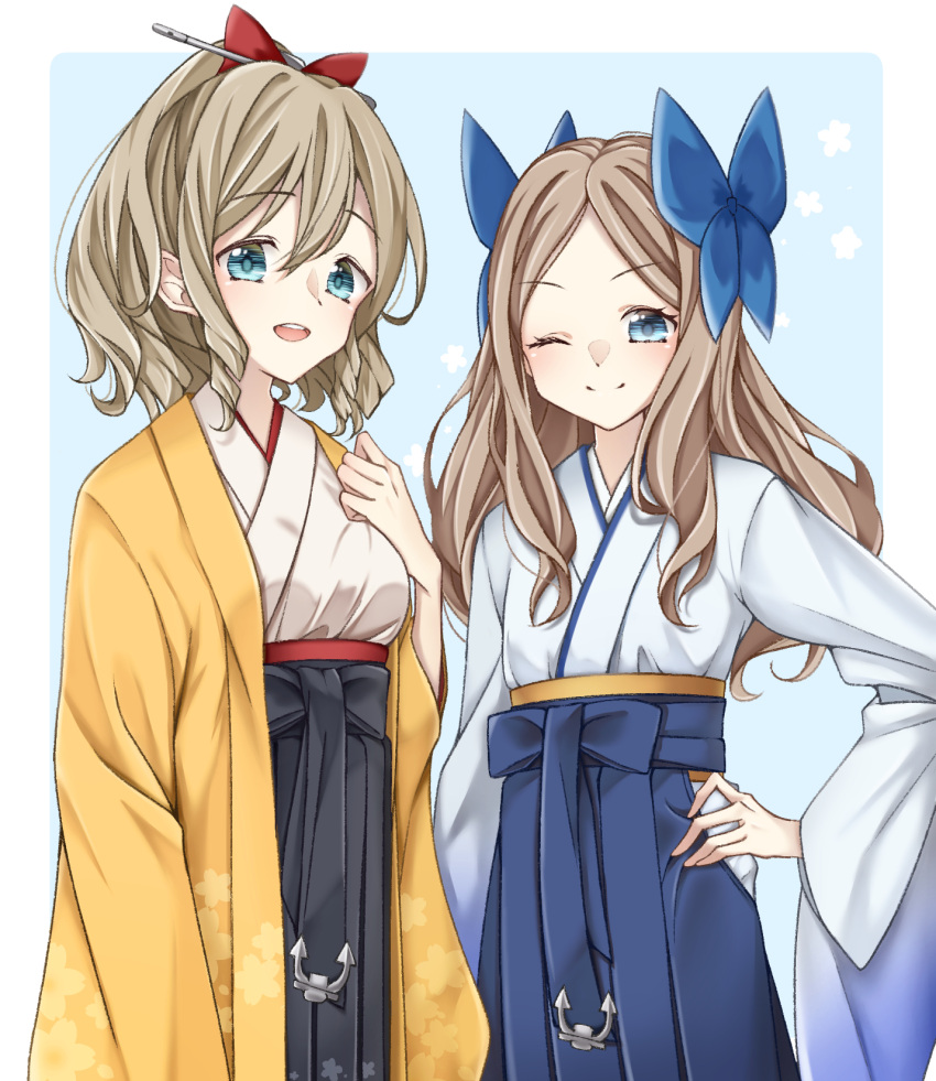 10s, 2girls, amane_(axmaxne), asakaze_(kantai_collection), bangs, black_hakama, blue_bow, blue_eyes, blue_hakama, blue_kimono, bow, brown_hair, cowboy_shot, drill_hair, eyebrows_visible_through_hair, hair_bow, hair_ornament, hair_ribbon, hakama, hand_on_hip, hatakaze_(kantai_collection), highres, japanese_clothes, kantai_collection, kimono, light_brown_hair, long_hair, looking_at_viewer, meiji_schoolgirl_uniform, multiple_girls, one_eye_closed, open_mouth, parted_bangs, ponytail, red_ribbon, ribbon, short_hair, smile, standing, wavy_hair, yellow_kimono