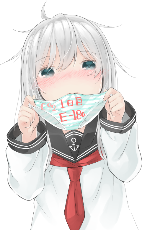 10s, 1girl, anchor_symbol, aruma_(sawayaka_tokuko_miruku), blush, commentary_request, eyebrows_visible_through_hair, green_eyes