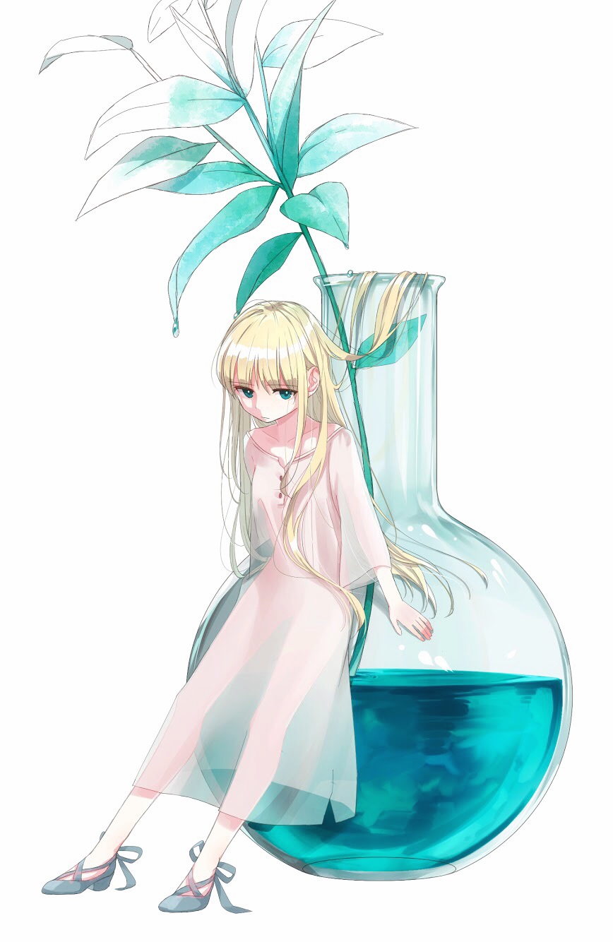 1girl, bangs, blonde_hair, blue_eyes, closed_mouth, commentary_request, dress, eyebrows_visible_through_hair