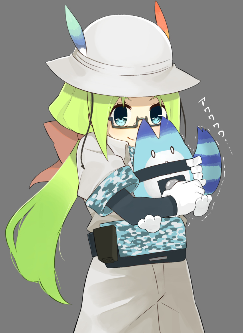 0_0, 1girl, black-framed_eyewear, blue_eyes, bucket_hat, cowboy_shot, fanny_pack, gloves, green_hair, grey_background, hair_ribbon, hat, hat_feather, highres, kemono_friends, long_hair, lucky_beast_(kemono_friends), mirai_(kemono_friends), nakano_elsa, pink_ribbon, ribbon, semi-rimless_eyewear, sleeves_rolled_up, smile, trembling, under-rim_eyewear, white_gloves