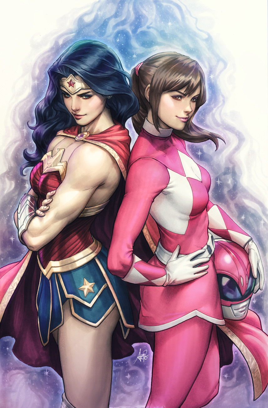2girls, back-to-back, bare_shoulders, biceps, black_hair, bracer, brown_hair, cape