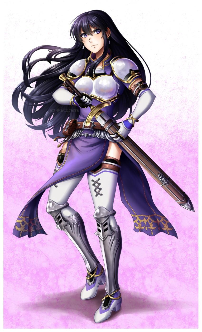 1girl, adricarra, aira_(fire_emblem), armor, artist_name, black_hair, boots, breastplate, dress, earrings, elbow_gloves, fire_emblem, fire_emblem:_seisen_no_keifu, full_body, gloves, highres, jewelry, leg_armor, long_hair, pelvic_curtain, pink_background, platform_footwear, purple_dress, scabbard, sheath, shoulder_armor, side_slit, solo, standing, sword, thigh-highs, thigh_boots, unsheathing, violet_eyes, weapon, zettai_ryouiki