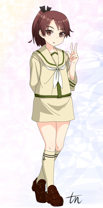 1girl, anchor_symbol, arm_behind_back, brown_eyes, brown_footwear, brown_hair, cosplay, full_body, kantai_collection, kneehighs, loafers, long_sleeves, looking_at_viewer, ooi_(kantai_collection), ooi_(kantai_collection)_(cosplay), ponytail, remodel_(kantai_collection), school_uniform, serafuku, shikinami_(kantai_collection), shoes, short_hair, signature, skirt, tun, v, white_neckwear