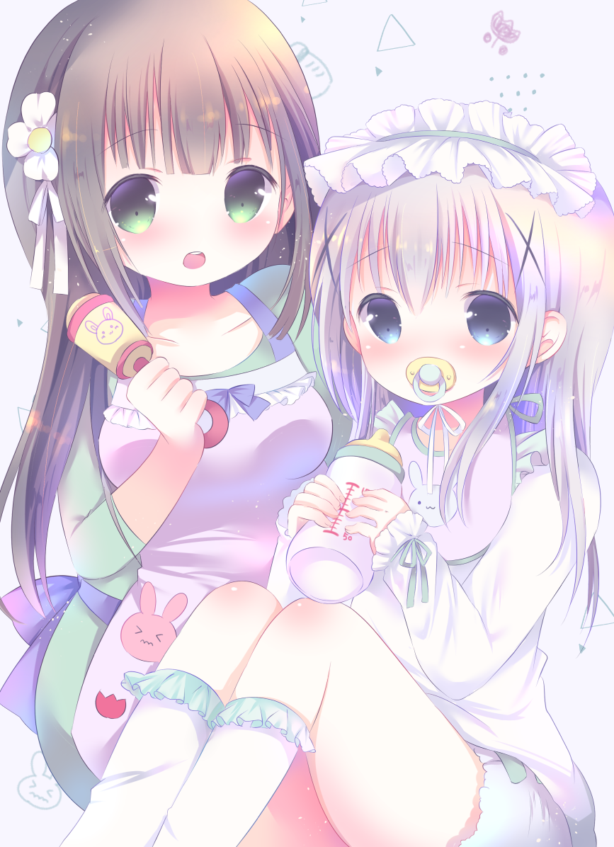 >_<, 2girls, :o, alternate_costume, animal_print, apron, baby_bottle, bangs