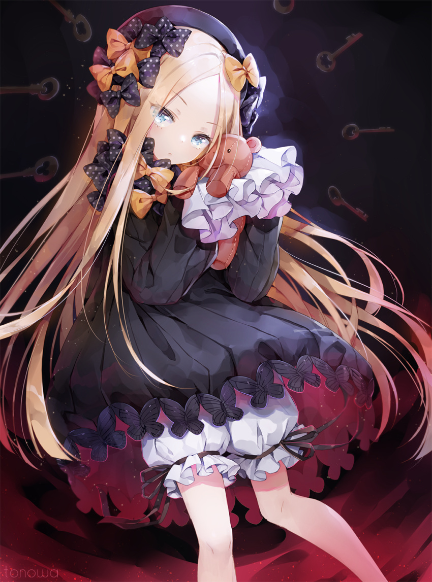 1girl, abigail_williams_(fate/grand_order), artist_name, bangs, black_bow, black_dress, black_hat, blonde_hair
