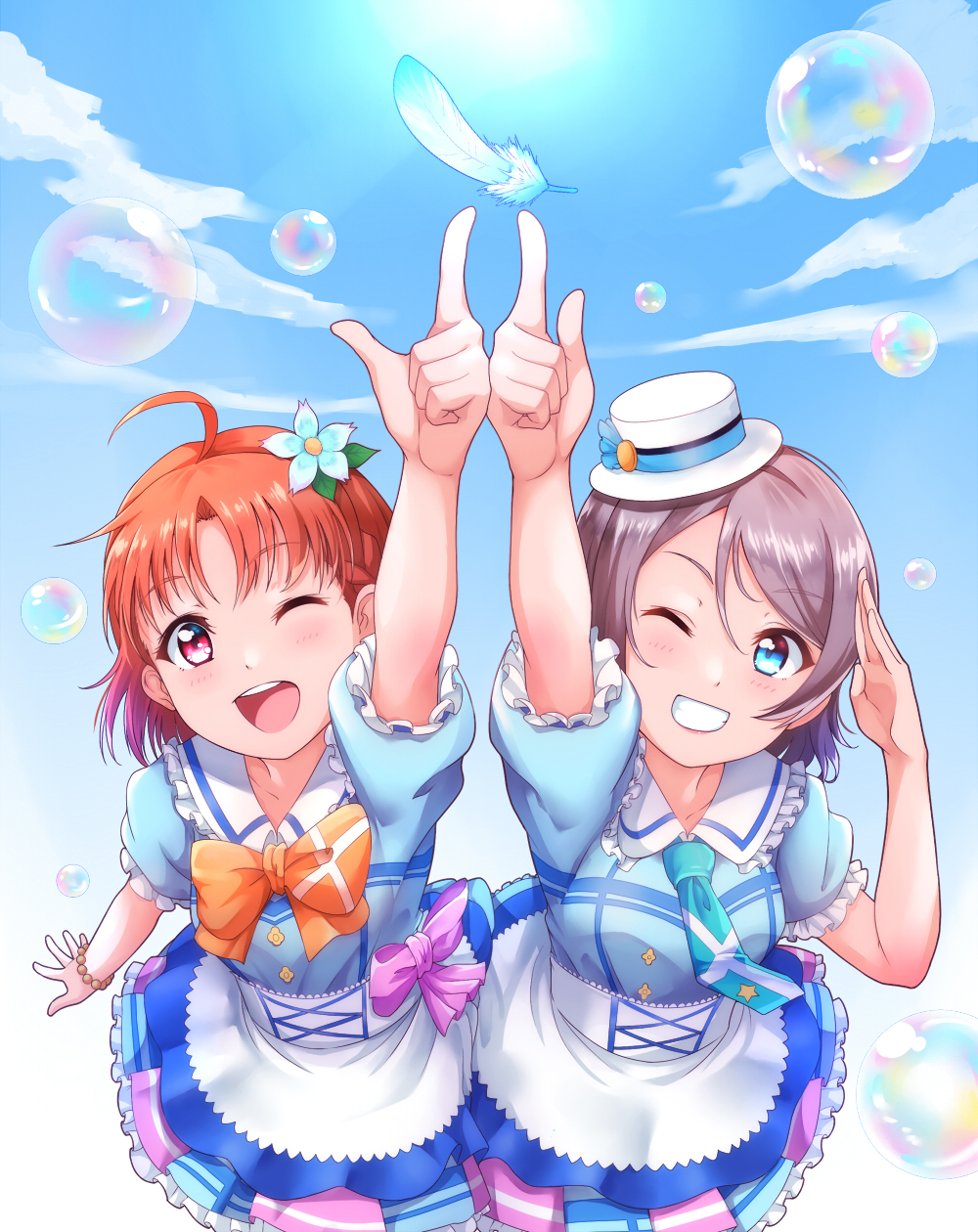 2girls, ;d, ahoge, bangs, blue_eyes, blue_neckwear, bow, bowtie