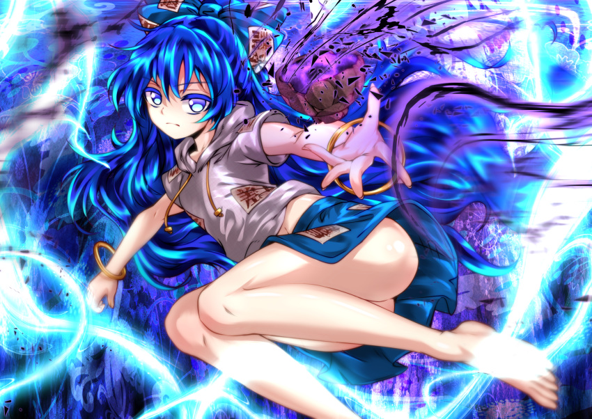 1girl, ass, bangs, bare_arms, bare_legs, barefoot, blue_bow, blue_eyes