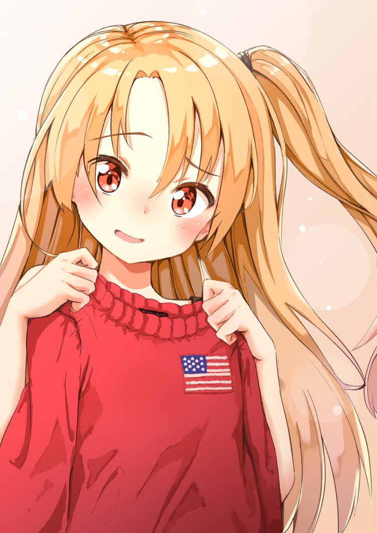 1girl, ame., american_flag, american_flag_print, azur_lane, bangs, blush, brown_eyes, cleveland_(azur_lane), commentary_request, eyebrows_visible_through_hair, flag_print, hair_between_eyes, head_tilt, holding, holding_sweater, light_brown_hair, long_hair, looking_at_viewer, parted_lips, red_sweater, side_ponytail, smile, solo, sweater, very_long_hair