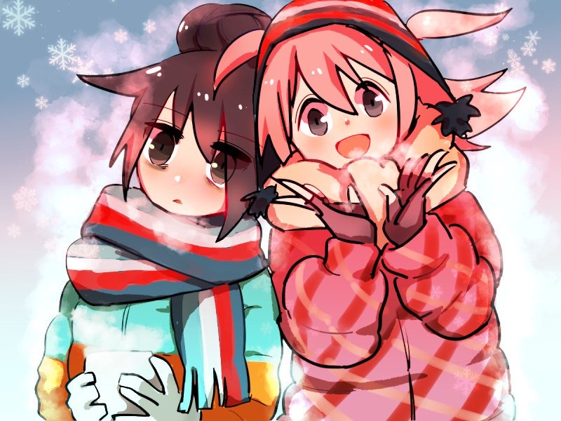 2girls, :d, alternate_hairstyle, bags_under_eyes, black_hair, blush, breath, coat, commentary_request, cosplay, fingerless_gloves, gloves, hair_bun, hair_up, hat, kagamihara_nadeshiko, kagamihara_nadeshiko_(cosplay), kuroki_tomoko, multicolored, multicolored_stripes, multiple_girls, nemoto_hina, open_mouth, pink_hair, plaid, scarf, shima_rin, shima_rin_(cosplay), side-by-side, smile, snowflakes, striped, striped_scarf, two_side_up, watashi_ga_motenai_no_wa_dou_kangaetemo_omaera_ga_warui!, winter_clothes, yunoi_souko, yurucamp