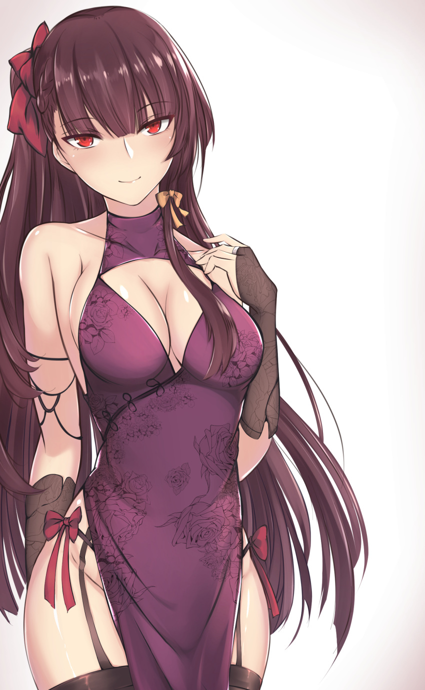 1girl, alternate_costume, arm_at_side, bangs, bare_shoulders, black_legwear, blunt_bangs, blush, breasts, bridal_gauntlets, china_dress, chinese_clothes, chocolate_hair, cleavage, cleavage_cutout, closed_mouth, dress, eyebrows_visible_through_hair, eyes_visible_through_hair, floral_print, garter_straps, girls_frontline, groin, hair_over_shoulder, hair_ribbon, half_updo, hand_up, head_tilt, highres, large_breasts, long_hair, looking_at_viewer, one_side_up, purple_dress, purple_hair, red_eyes, red_ribbon, ribbon, side-tie_costume, side_slit, sideboob, sidelocks, simple_background, smile, solo, standing, thigh-highs, thighs, tress_ribbon, very_long_hair, wa2000_(girls_frontline), yellow_ribbon, zhishi_ge_fangzhang