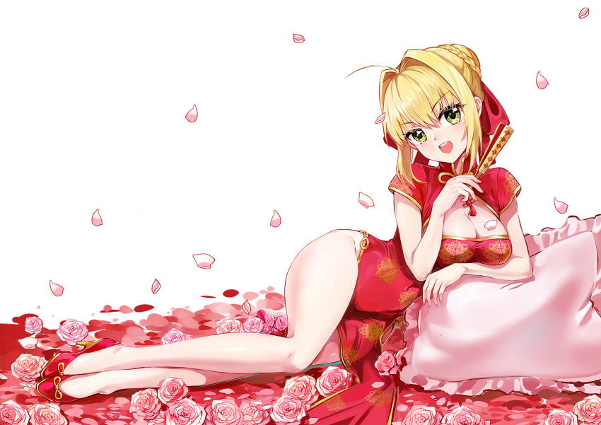 1girl, ahoge, blonde_hair, breasts, china_dress, chinese_clothes, cleavage, cleavage_cutout