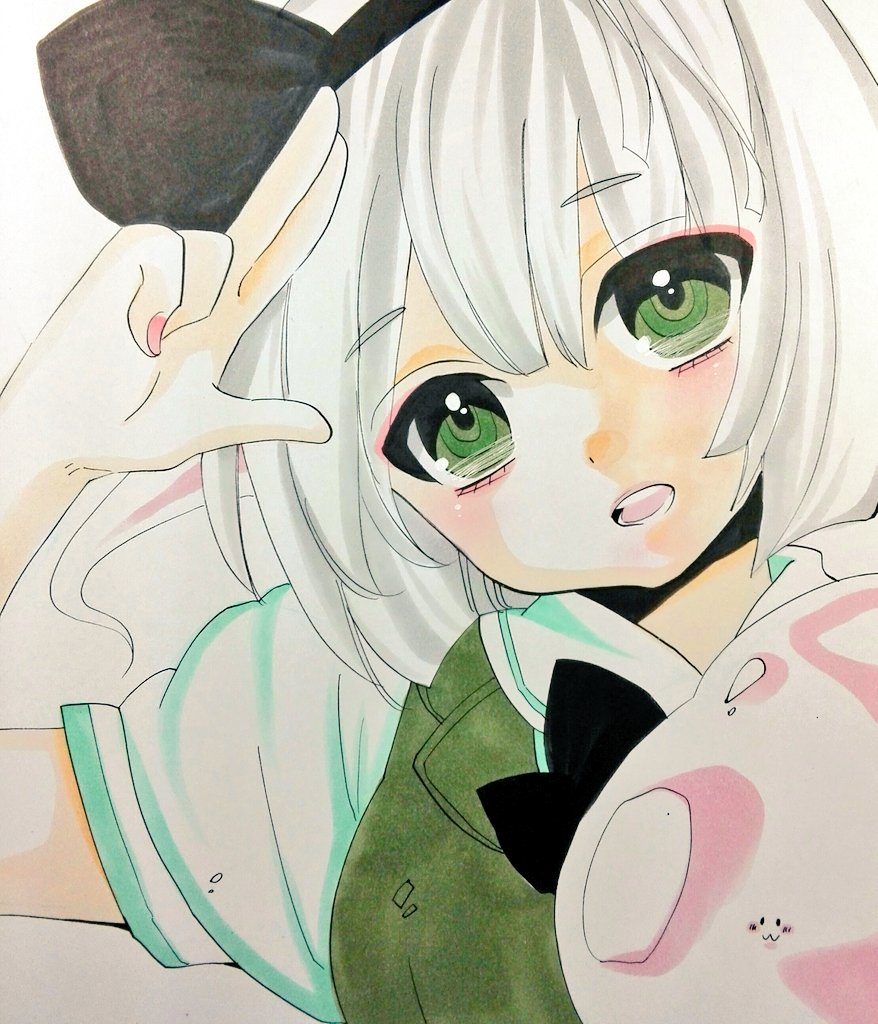 1girl, :3, black_ribbon, commentary_request, eyebrows_visible_through_hair, eyelashes, green_eyes, green_vest