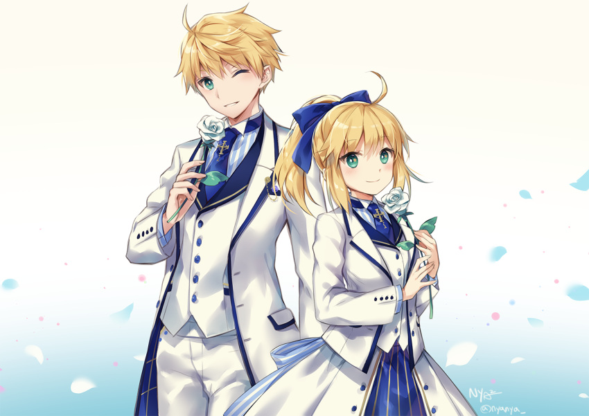 1boy, 1girl, ;d, ahoge, arm_at_side, artist_name, artoria_pendragon_(all), blonde_hair, blue_background, blue_bow, blue_neckwear, blush, bow, closed_mouth, coat, collared_shirt, fate/grand_order, fate_(series), flower, formal, gradient, gradient_background, green_eyes, hair_bow, head_tilt, holding, holding_flower, jacket, long_hair, long_sleeves, looking_at_viewer, necktie, nyanya, one_eye_closed, open_clothes, open_coat, open_jacket, open_mouth, pants, partner_look, petals, rose, saber, saber_(fate/prototype), shiny, shiny_hair, shirt, signature, smile, solo, striped, striped_shirt, suit, twitter_username, unbuttoned, vertical-striped_shirt, vertical_stripes, white_coat, white_flower, white_jacket, white_pants, white_rose, wing_collar