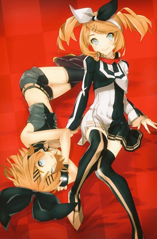 2girls, black_star_(module), blonde_hair, blue_eyes, blush, bow, checkered_pattern, crop_top