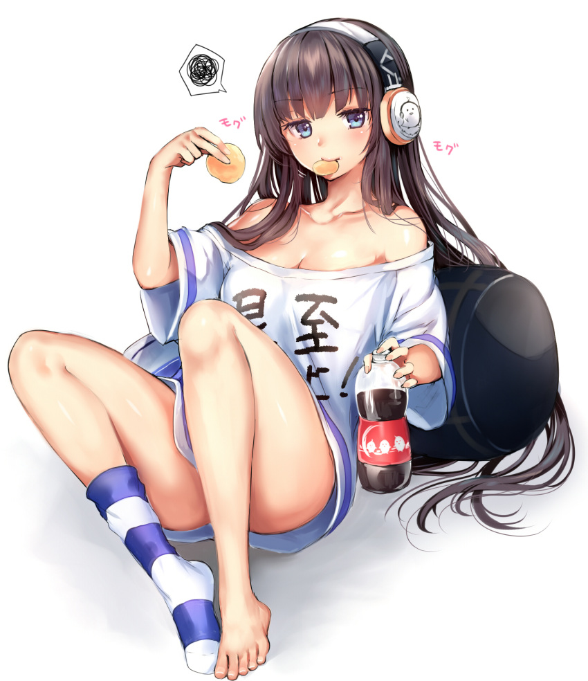 1girl, azur_lane, bangs, bare_legs, bare_shoulders, black_hair, blue_eyes, blue_legwear