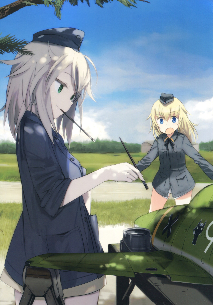 2girls, absurdres, blonde_hair, blue_eyes, brush, elfriede_schreiber, garrison_cap, green_eyes