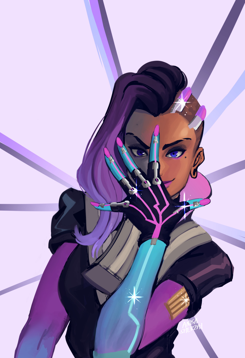 1girl, absurdres, asymmetrical_hair, black_hair, blue_eyes, dark_skin, eyebrows, eyeshadow, gloves, gradient_hair, high_collar, highres, jojo_no_kimyou_na_bouken, jojo_pose, lipstick, long_hair, makeup, mascara, mole, mole_under_eye, multicolored_hair, nail_polish, overwatch, pose, purple_lips, purple_lipstick, purple_nails, raito1, smile, solo, sombra_(overwatch), two-tone_hair, undercut
