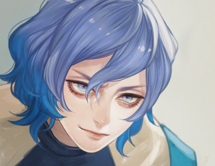 1boy, blue_eyes, blue_hair, blurry, blurry_background, closed_mouth, commentary_request, depth_of_field, grey_background, hair_between_eyes, highres, light_smile, looking_at_viewer, multicolored, multicolored_eyes, multicolored_hair, murasaki_(fioletovyy), original, portrait, purple_hair, signature, simple_background, solo, v-shaped_eyebrows, violet_eyes