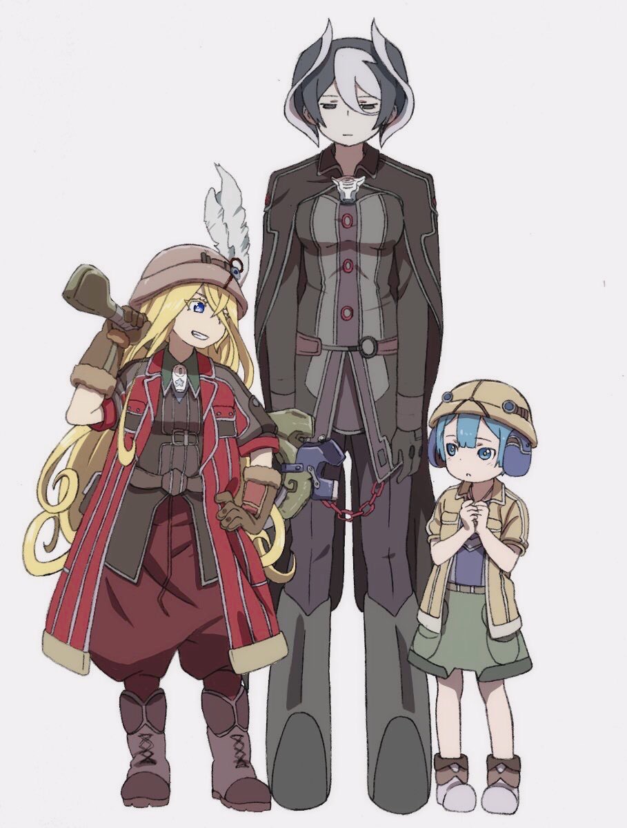 1boy, 2girls, bangs, black_cape, black_eyes, black_hair, blaze_reap, blonde_hair, blue_eyes, blue_hair, blunt_bangs, blush, boots, brown_gloves, cape, child, closed_eyes, closed_mouth, coat, commentary_request, gloves, grey_background, grin, hand_on_hip, height_difference, helmet, highres, holding, jacket, jitome, long_hair, long_sleeves, looking_at_another, lyza, made_in_abyss, maruruk, mi_(pic52pic), multicolored_hair, multiple_girls, over_shoulder, ozen, pants, parted_lips, pigeon-toed, puffy_pants, shorts, simple_background, smile, standing, trap, two-tone_hair, weapon, weapon_over_shoulder, whistle, white_hair