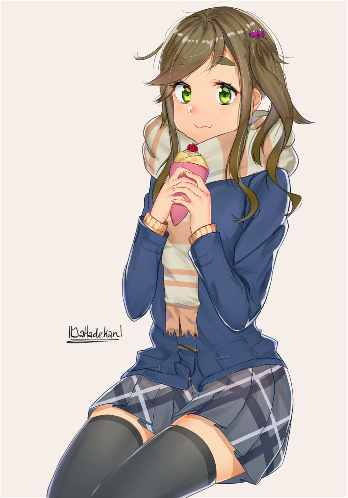 1girl, artist_name, blush, brown_hair, closed_mouth, dahadekan, eyebrows_visible_through_hair, green_eyes