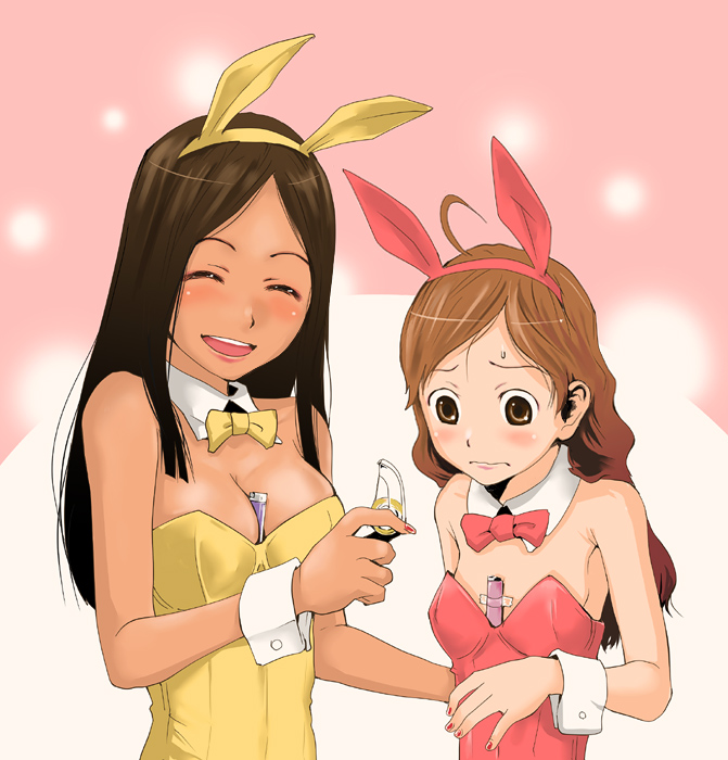 ahoge, blush, breasts, bunny_ears, bunny_girl, bunnysuit, cleavage, dark_skin