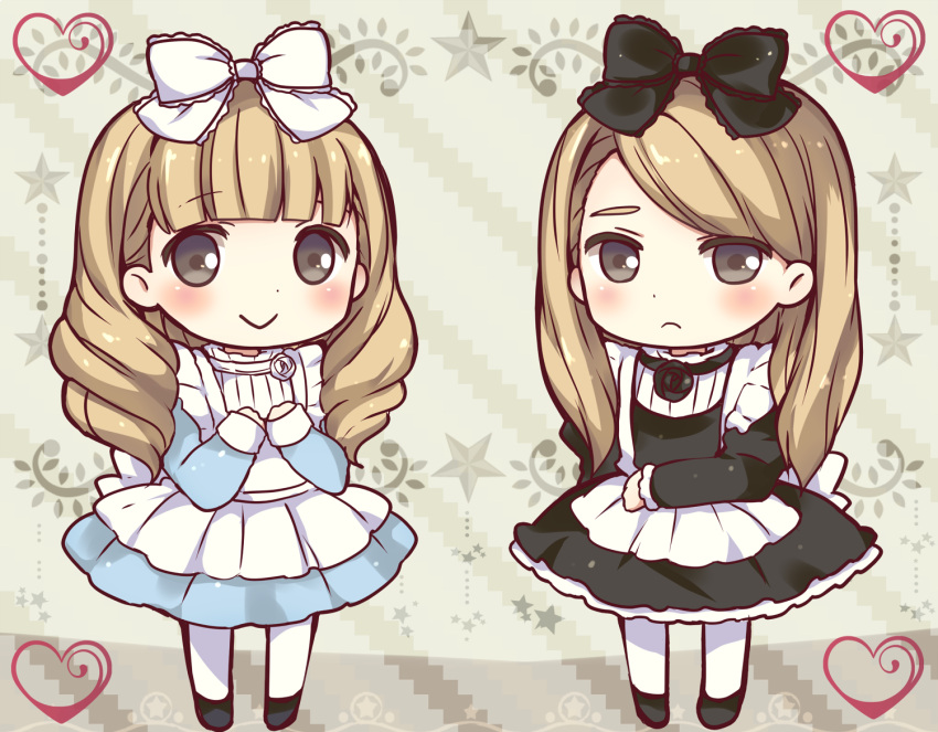 2girls, :>, blonde_hair, blush, bow, chibi, dress, grey_eyes