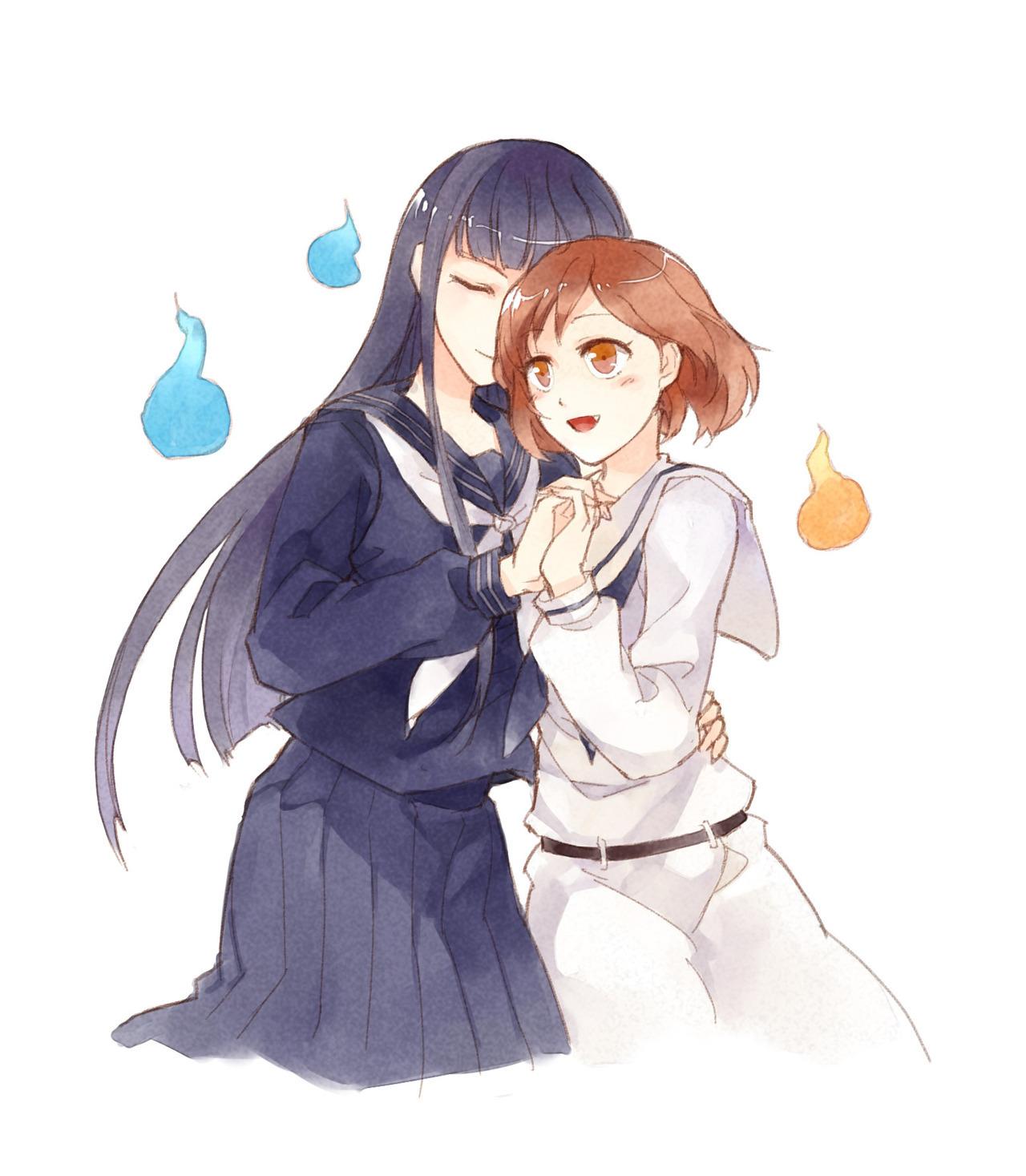 2girls, arm_around_waist, bad_id, bad_pixiv_id, bangs, black_hair, black_serafuku, blush