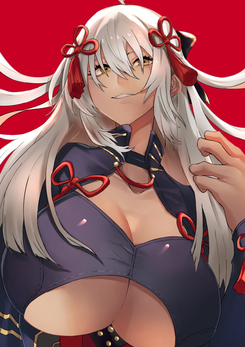 1girl, absurdres, ahoge, bow, breasts, cleavage, cleavage_cutout, collarbone, commentary_request, dark_skin, fate/grand_order, fate_(series), from_below, fujitsubo_(hujitubo0731), hair_between_eyes, hair_bow, hair_ornament, hands_up, high_collar, highres, huge_breasts, long_hair, looking_at_viewer, okita_souji_(fate), okita_souji_alter_(fate), smirk, solo, tassel, tied_hair, under_boob, white_hair, yellow_eyes