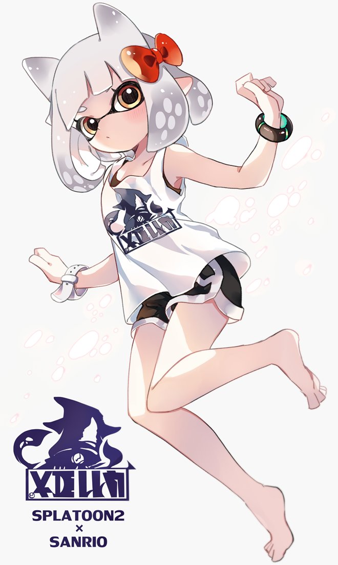 1girl, bangs, barefoot, black_shorts, blunt_bangs, bow, bracelet, brown_eyes