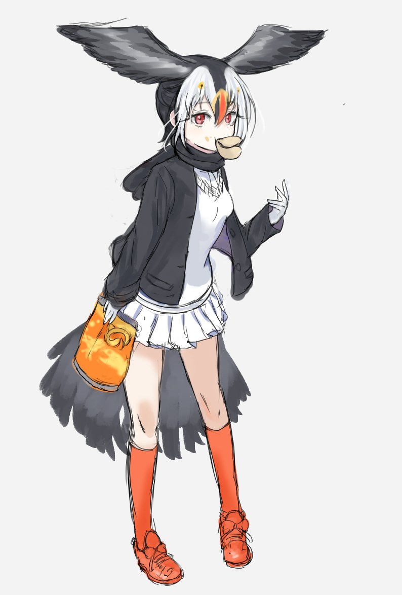 1girl, atlantic_puffin_(kemono_friends), bird_tail, bird_wings, black_hair, blonde_hair, chips, dnsdltkfkd