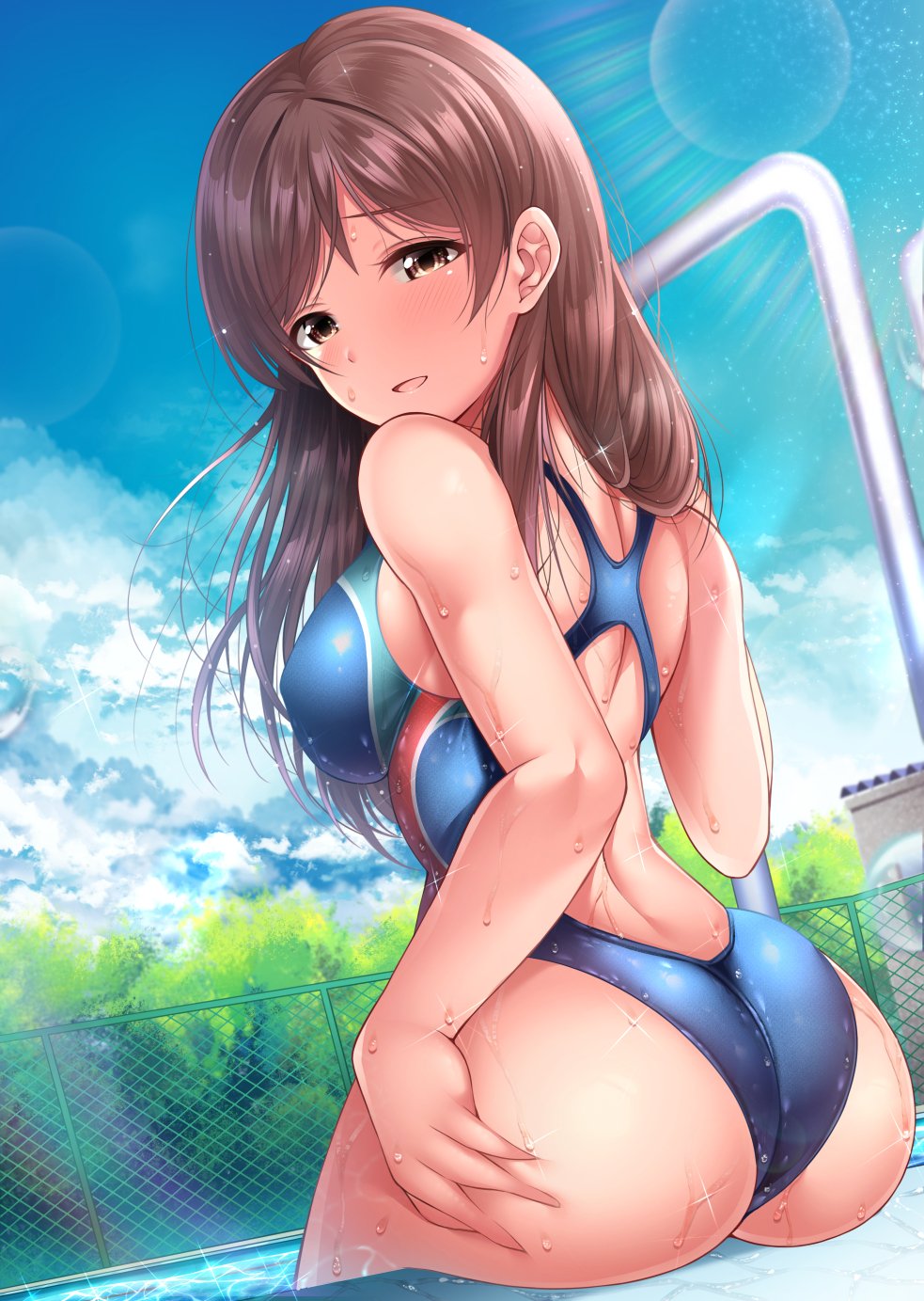 1girl, ass, back, bangs, bare_shoulders, blue_sky, blue_swimsuit, blush, breasts, brown_eyes, brown_hair, competition_swimsuit, fence, garana, hand_on_hip, highres, hips, idolmaster, idolmaster_cinderella_girls, large_breasts, lens_flare, light_particles, long_hair, looking_at_viewer, looking_back, nitta_minami, one-piece_swimsuit, open_mouth, parted_lips, pool, poolside, sitting, sky, smile, solo, sunlight, swept_bangs, swimsuit, tree, waist
