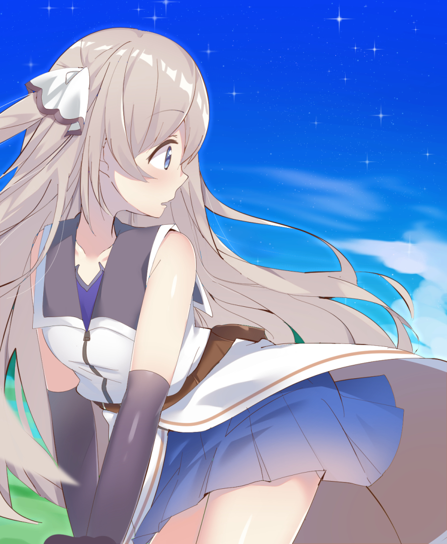 1girl, bare_shoulders, belt, blue_eyes, blue_sky, blush, bow, day