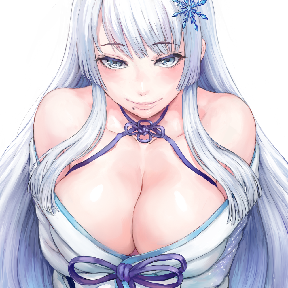 1girl, bangs, bare_shoulders, blue_eyes, blush, breasts, cleavage, closed_mouth