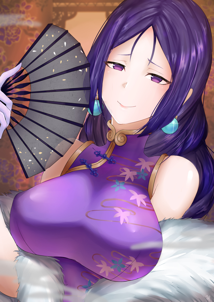 1girl, absurdres, bangs, breasts, china_dress, chinese_clothes, curvy, dress, fan, fate/grand_order, fate_(series), feather_boa, highres, holding, holding_fan, jrpulse, large_breasts, long_hair, looking_at_viewer, minamoto_no_raikou_(fate/grand_order), paper_fan, parted_bangs, purple_hair, sleeveless, smile, solo, very_long_hair, violet_eyes
