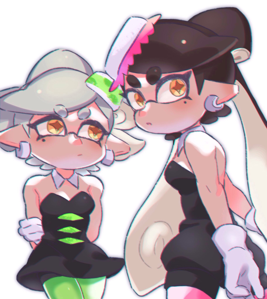 +_+, 2girls, :/, arms_behind_back, bare_shoulders, black_dress, black_hair, breasts