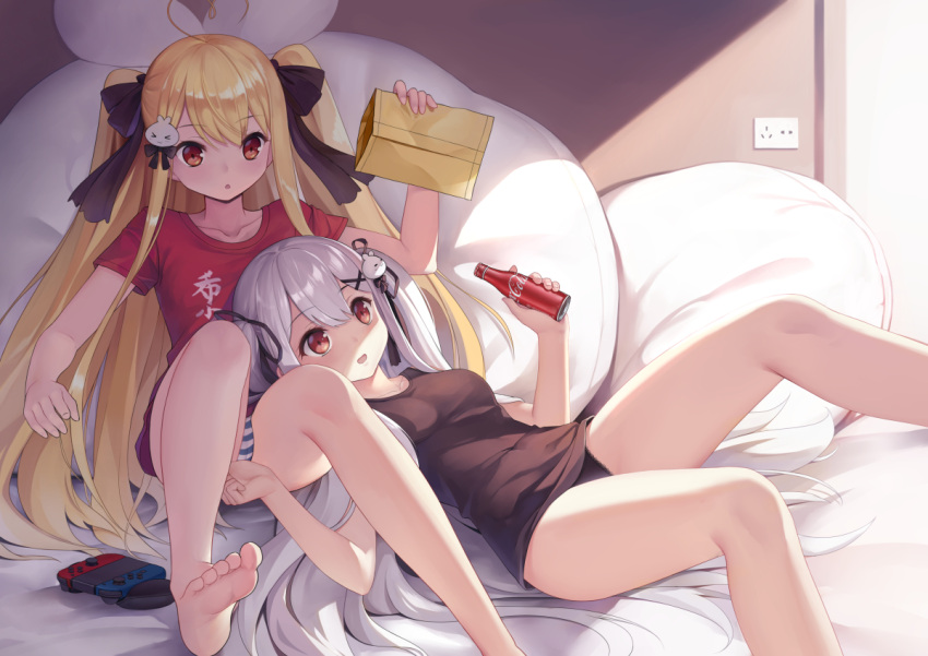 2girls, ahoge, arm_up, bangs, bare_legs, barefoot, bed_sheet, black_bow
